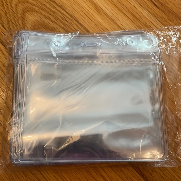 20pc. 4x3 inch Card Holders. Clear. NEW!! Great for ID VACCINATION , etc. - Picture 1 of 3